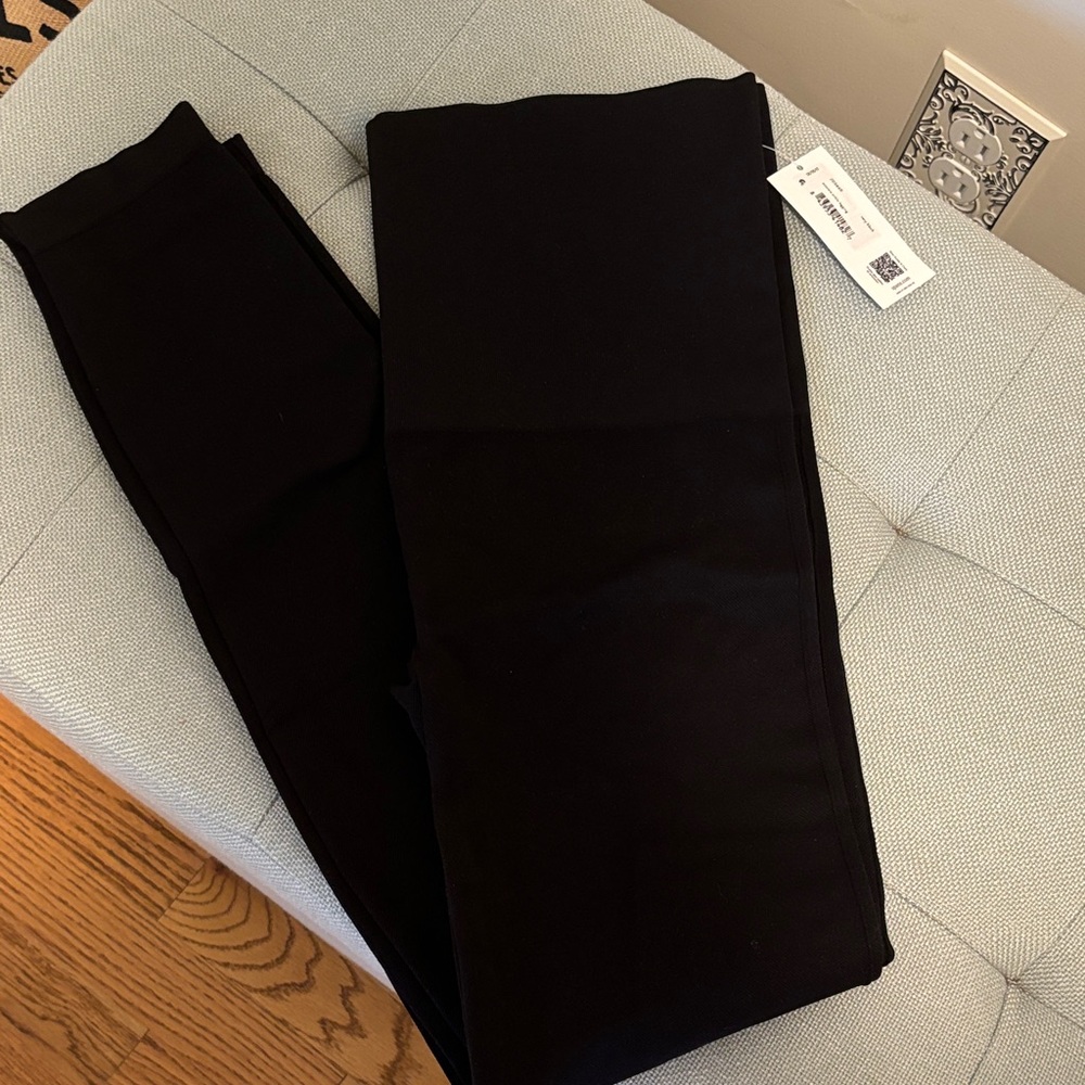 SPANX Very Black EcoCare Ankle Leggings